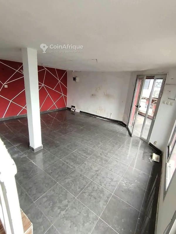 location magasin — photo 2