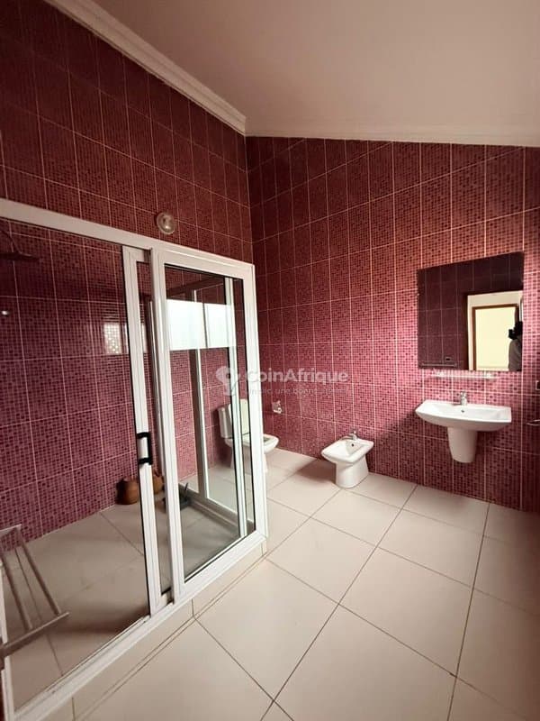 ocation villa avec piscine à Cocody Riviera 4 — photo 3