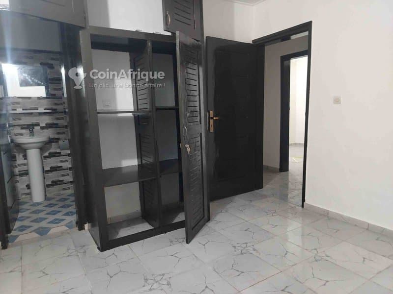 location villas 3 pièces - bingerville — photo 2