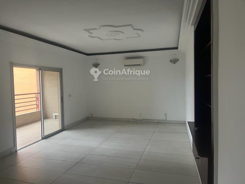Location appartements 3 pièces - Cocody — photo 2