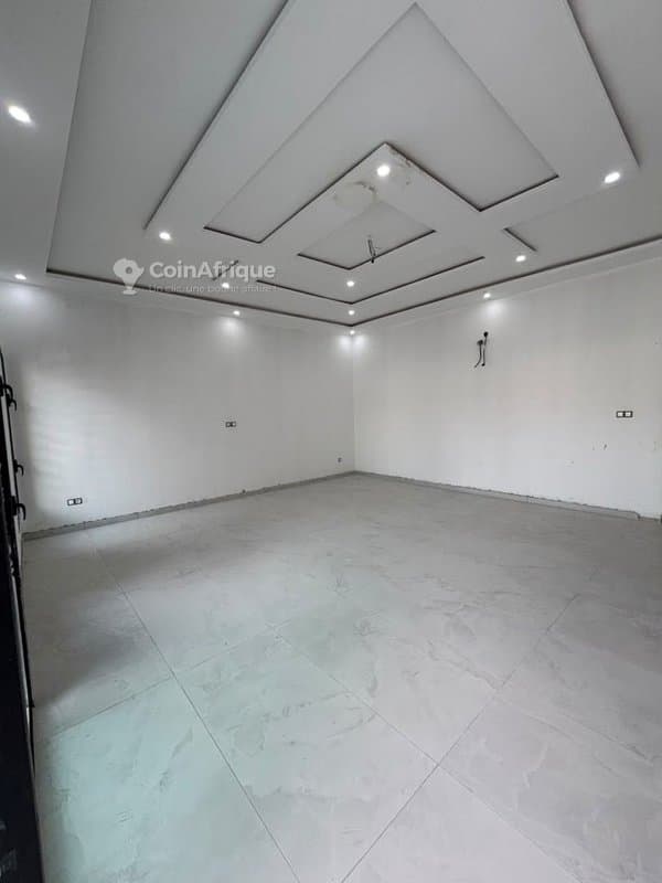 Location villa triplex 10 pièces piscine - Riviera Faya dans la cité_ATCI — photo 3
