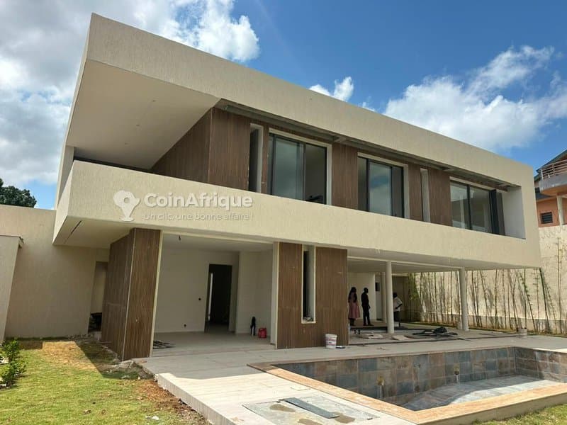 Location villa 7 pièces à Cocody Riviera Golf — photo 4