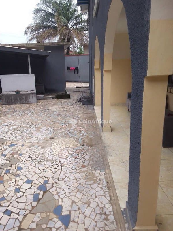 Location villa 12 pièces à Cocody — photo 4
