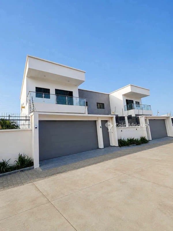 Location villa duplex 7 pièces à Faya jule verne — photo 3
