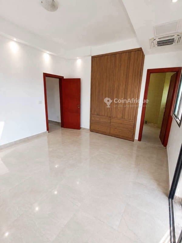 Location villa duplex 7 pièces à Faya jule verne — photo 5