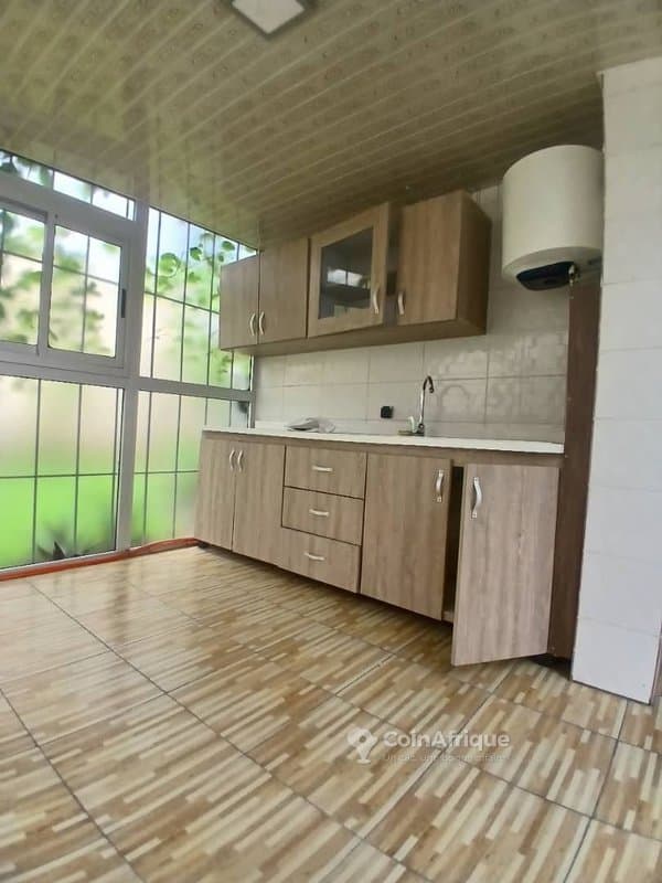 Location appartement 3 pièces avec piscine à Cocody-canébière — photo 3