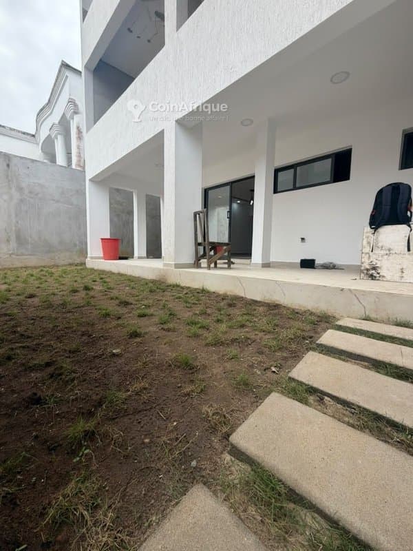 Location appartement 5 pièces Riviera 4 M'badon — photo 5