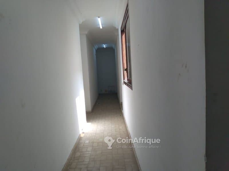 Location villa 13 pièces aux deux Plateaux Vallon dans la cité Lemania — photo 5