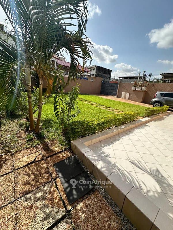 Vente villa 8 pièces à Cocody — photo 2