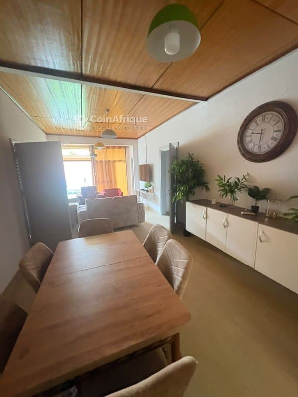 Location villa basse 5 pièces à Riviera Jardin — photo 2