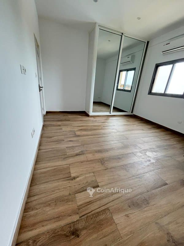 Location appartements 4 pièces - Cocody — photo 4