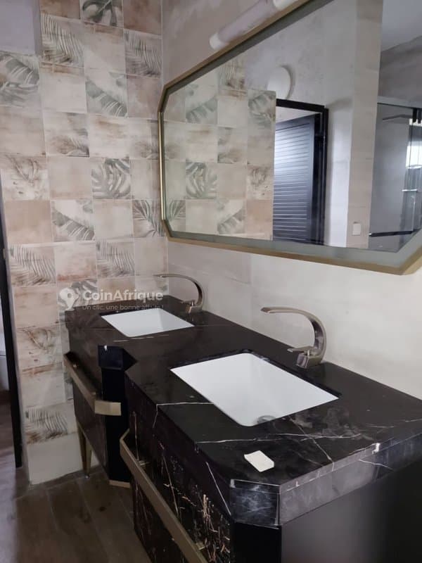 Vente villa duplex haut standing Rivera Mbadon vers ambassade de chine — photo 2