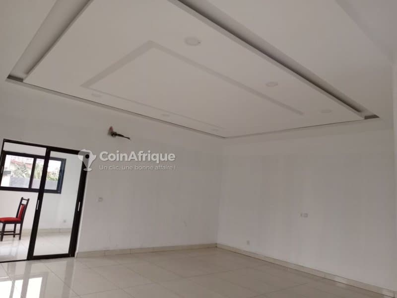 Vente villa duplex haut standing Rivera Mbadon vers ambassade de chine — photo 4