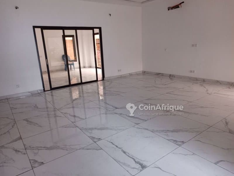 Vente villa duplex haut standing Rivera Mbadon vers ambassade de chine — photo 5