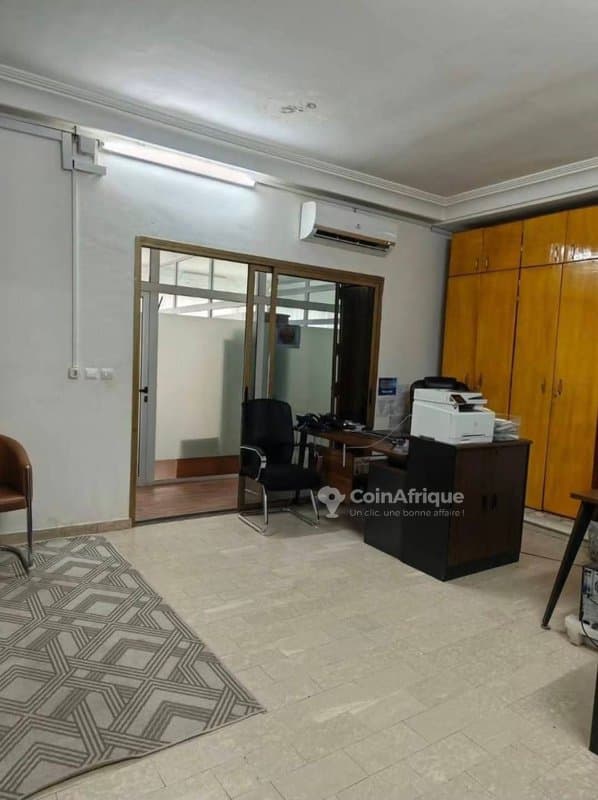 Location villa duplex 13 pièces - Angré 7eme tranche — photo 4