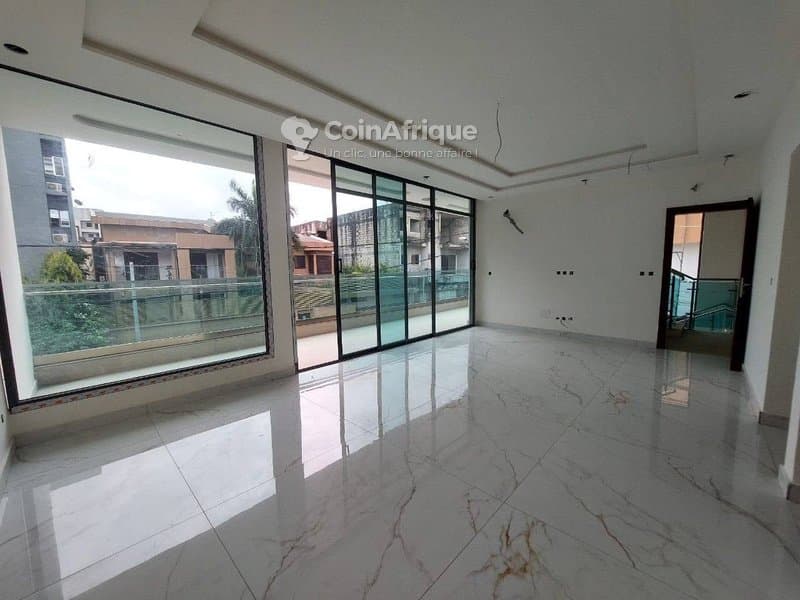 Vente villa triplex 8 pièces - Cocody Riviera — photo 5