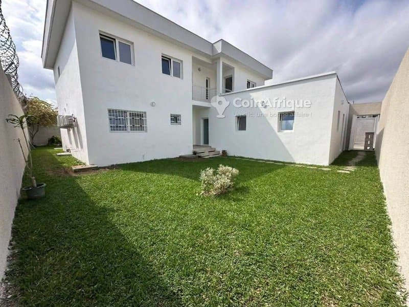 Location villa 5 pièces à Cocody Rivera Golf 4 — photo 2
