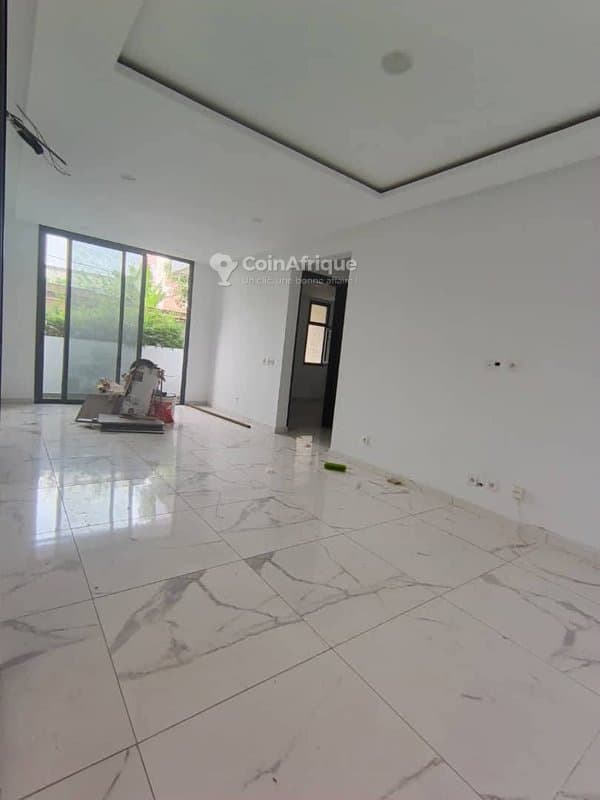 Location appartement 3 pièces - Riviera 4 m'badon résidentiel- cocody — photo 2