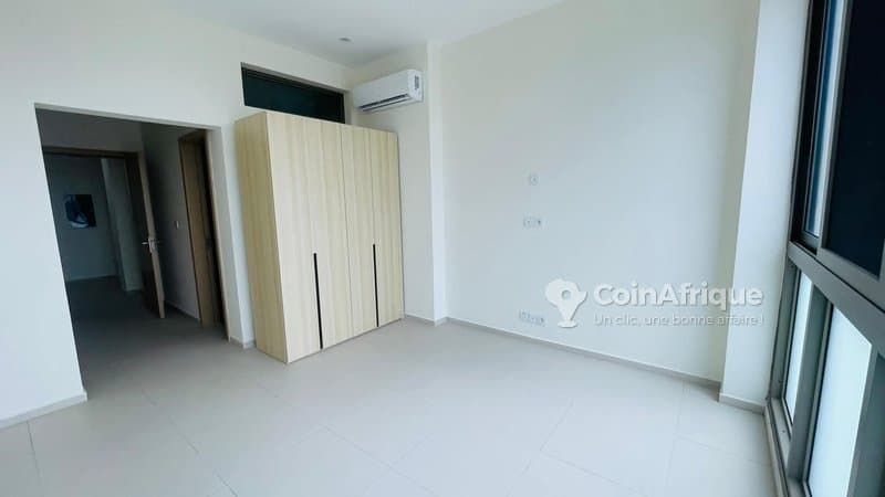 location appartement de haut standing 4 pièces + piscine commune - cocody riviera 2 — photo 4