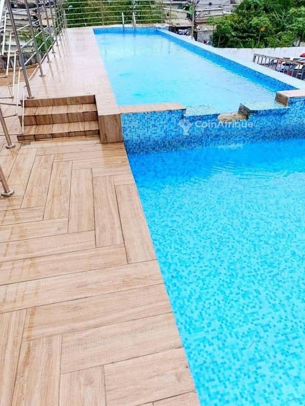 Vente appartement 3 pièces à cocody 2plateaux vers poly3