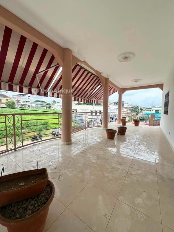 Location villa duplex de 6 pièces à cocody rivera 3 — photo 2