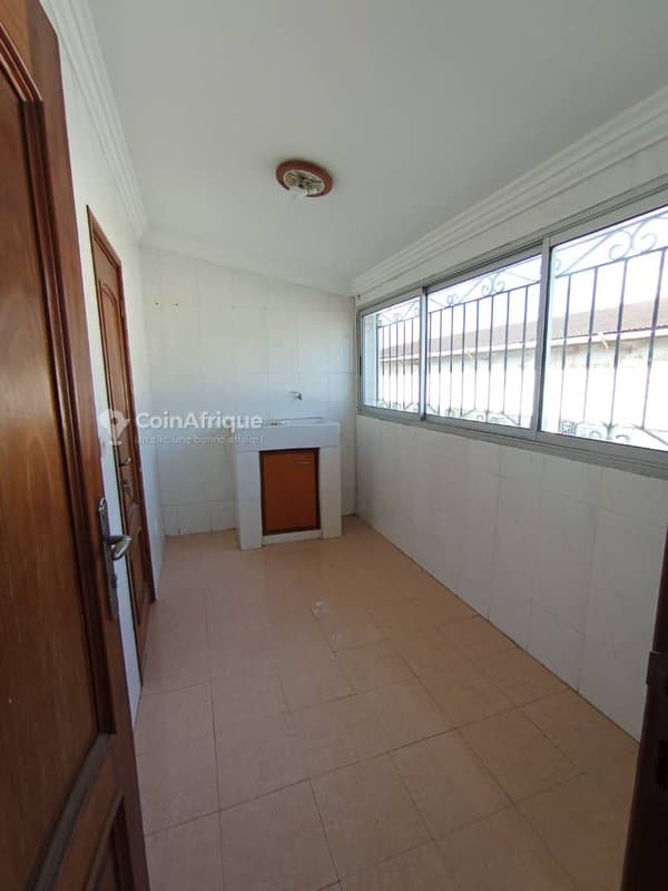 Location appartement 2 pièces à Cocody 2 Plateaux 8eme Tranche — photo 2