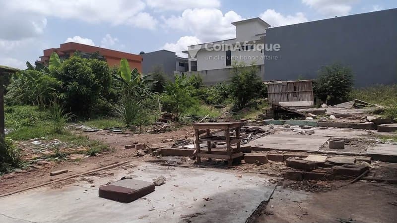 Terrain à Cocody rivera palmeraie zone résidentielle — photo 4