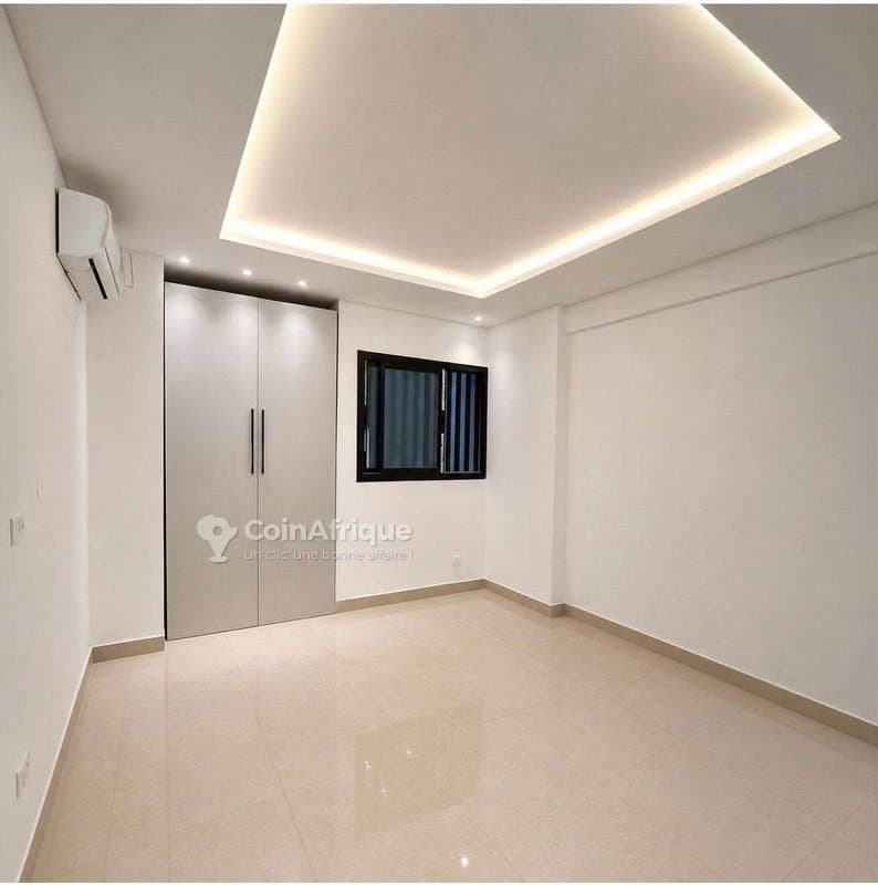 Location appartement de standing 4 pièces - cocody 2 plateaux 9eme tranche cgk — photo 2