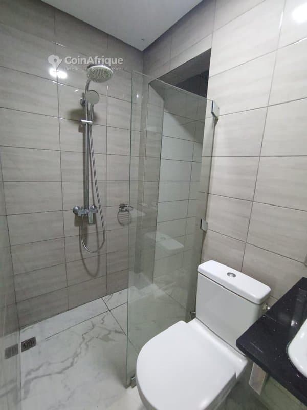 Location appartement de standing 3 pièces - cocody 2 plateaux 7eme tranche — photo 5