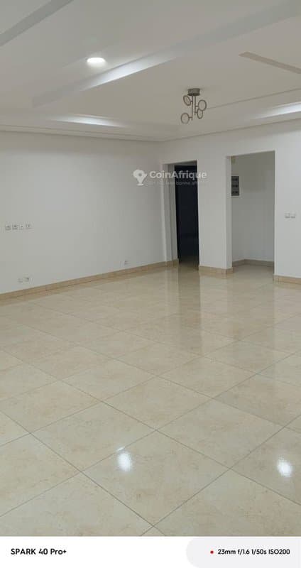 Location appartements 2, 3 et 4 pièces - Cocody — photo 4