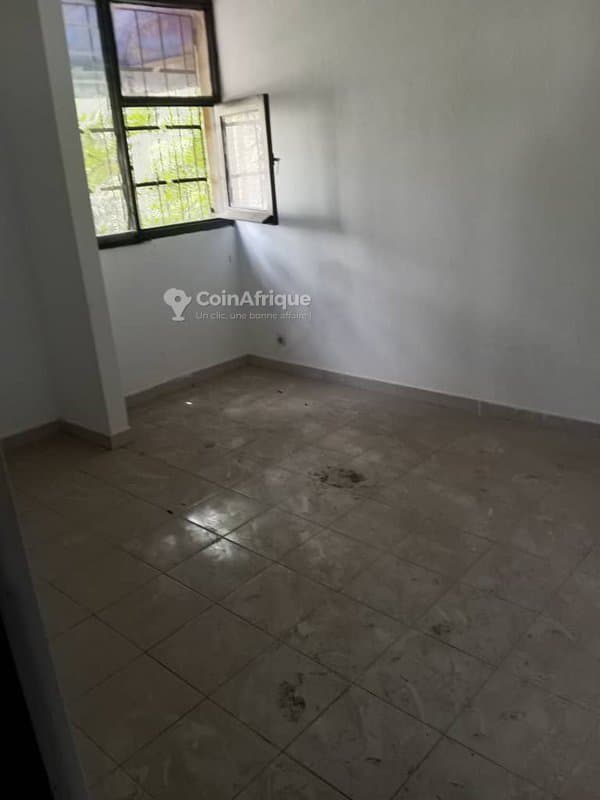 Location appartement 4 pièces - Cocody — photo 3