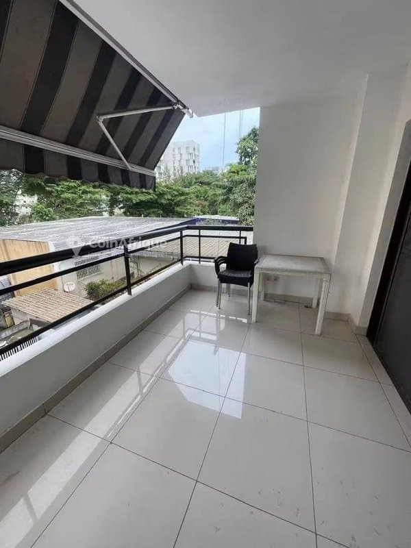 Vente appartement 3 pièces - Marcory zone 4 langevin