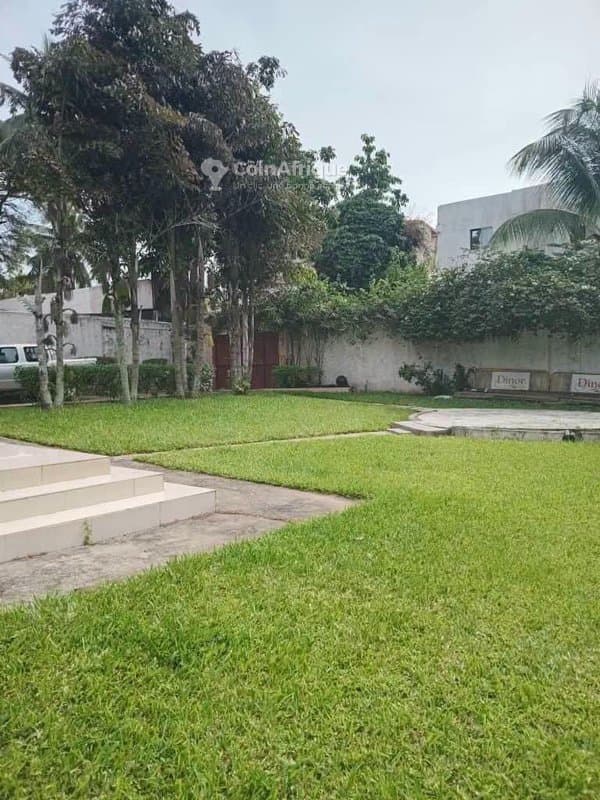 Location villa basse 4 pièces - Cocody — photo 2