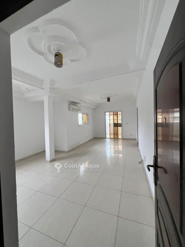 Location appartement 4 pièces - Cocody — photo 3
