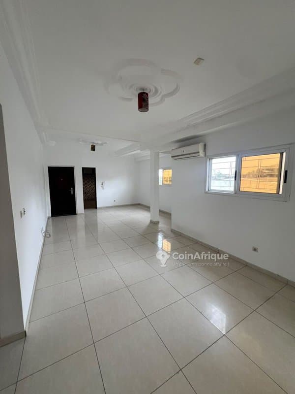 Location appartement 4 pièces - Cocody — photo 4