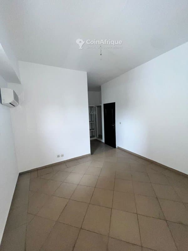 Location appartement 4 pièces - Cocody — photo 5
