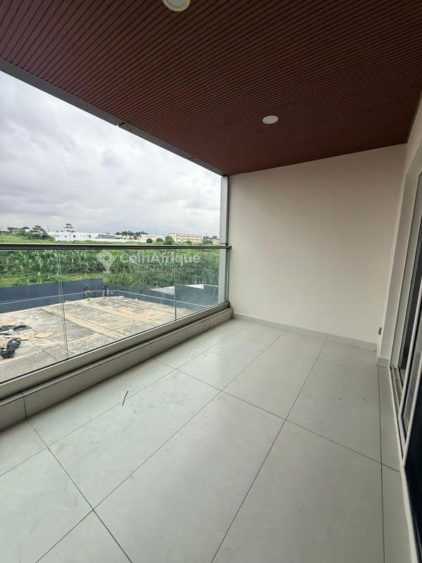 Location appartement - cocody danga — photo 2
