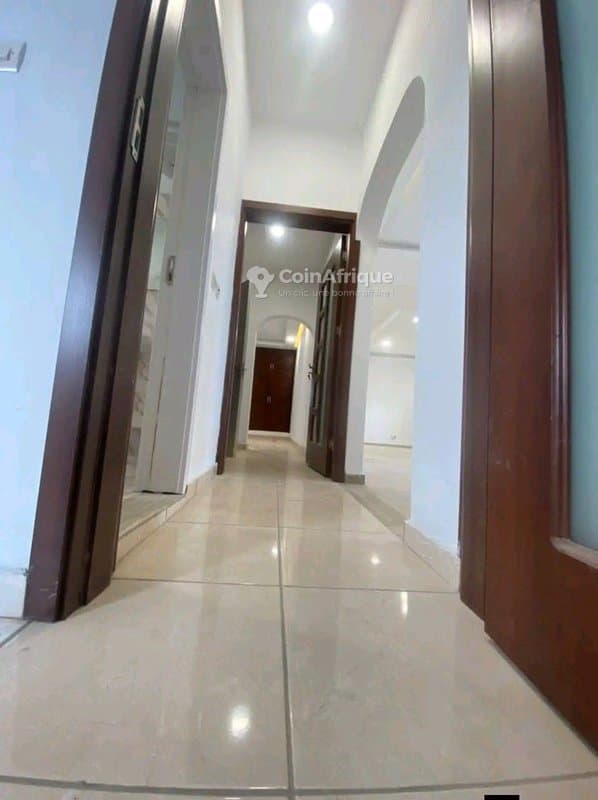 Location appartement 3 pièces - riviera bonoumin — photo 3