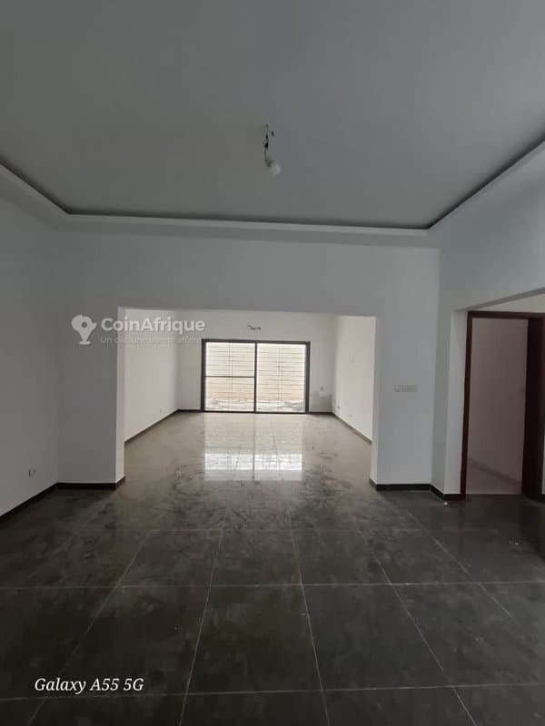 Location appartement 4 pièces – Angré chu base cie — photo 4