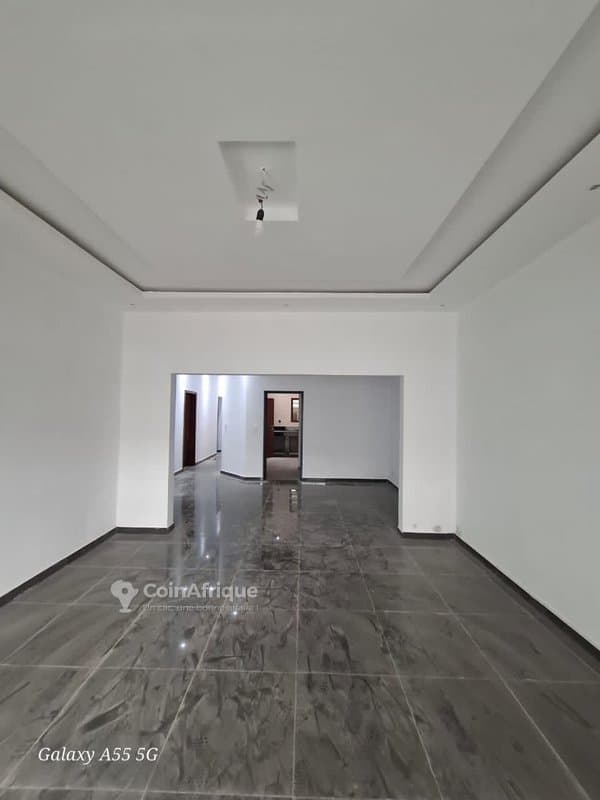 Location appartement 4 pièces – Angré chu base cie — photo 5
