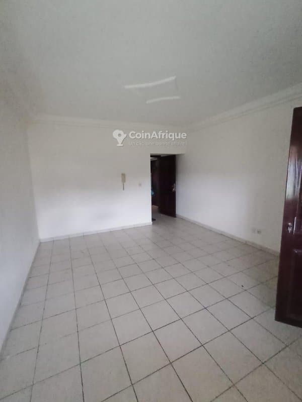 Location appartement studio - cocody 2 plateaux vallon — photo 3