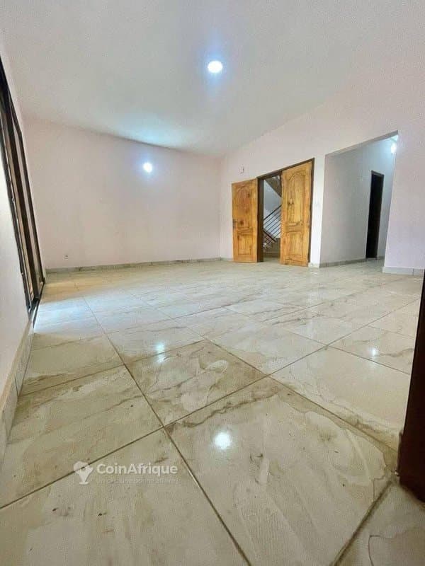 Location appartement de 4 pièces - angré nouveau chu — photo 3
