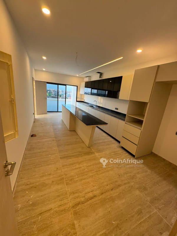 Location appartement 4 pièces à la riviera attoban, — photo 3