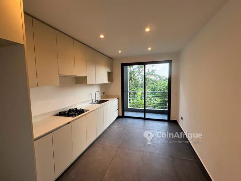 Location appartement 4 pièces à la riviera attoban, — photo 4
