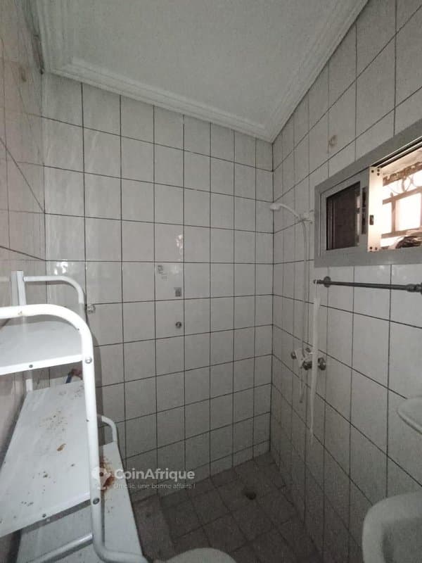 Location appartement studio - cocody 2 plateaux vallon — photo 4