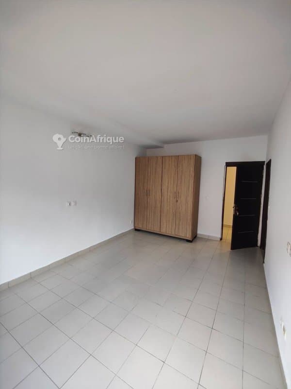 Location appartement 3 pièces - Riviera — photo 2