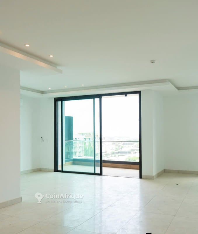 Location appartement 5 pièces à la riviera m’badon — photo 2