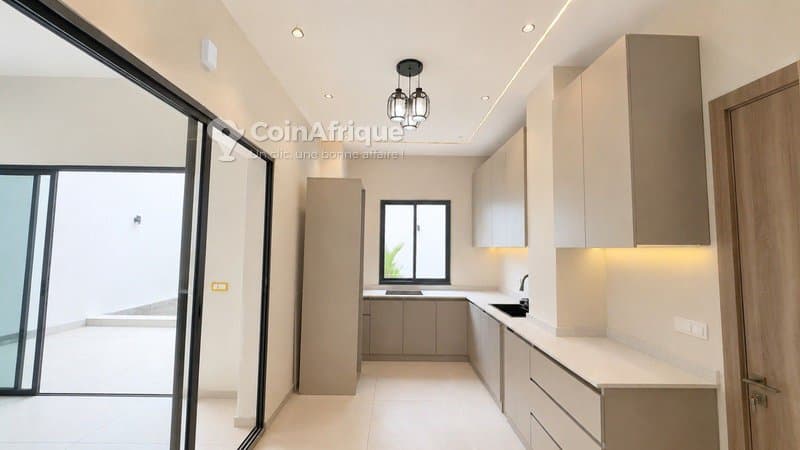 Vente villa duplex 6 pièces - Riviera 4 m’badon — photo 2