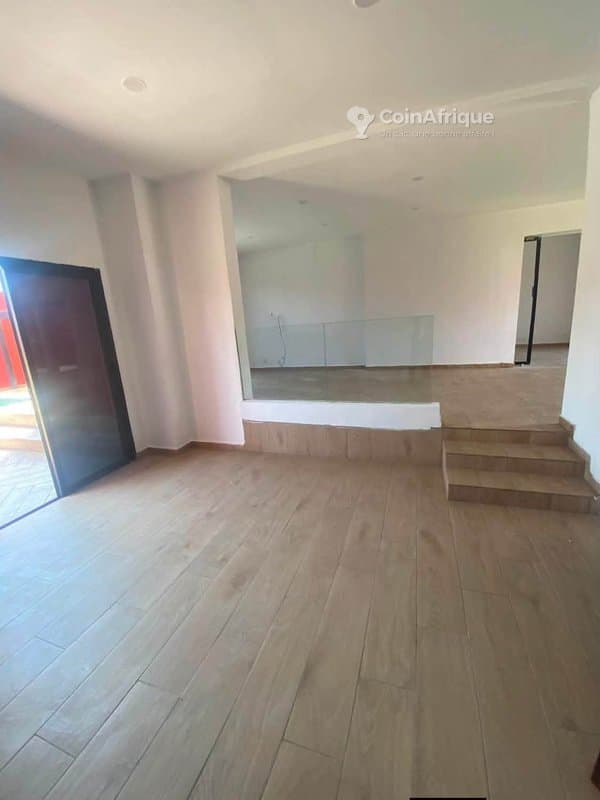 Location villa 7 pièces - Bassam — photo 4