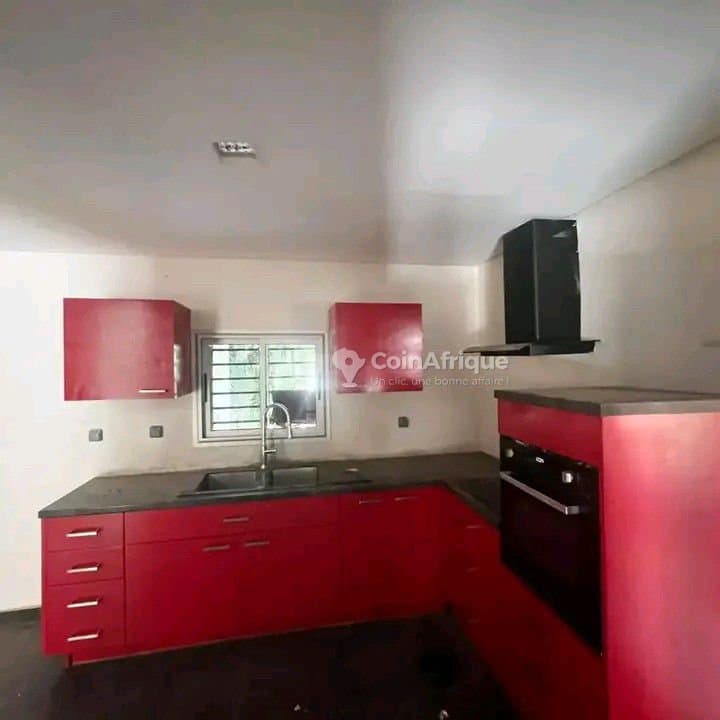 Location villa haut standing triplex 8 pièces à Riviera — photo 3
